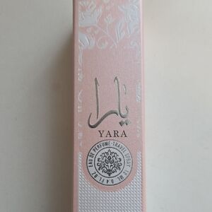 Ara Yara Pink and White Perfume Spray